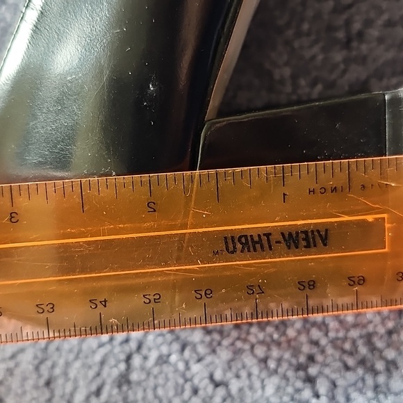 Jones New York Heels | Black Leather Pumps | Size 5 - Picture 10 of 11